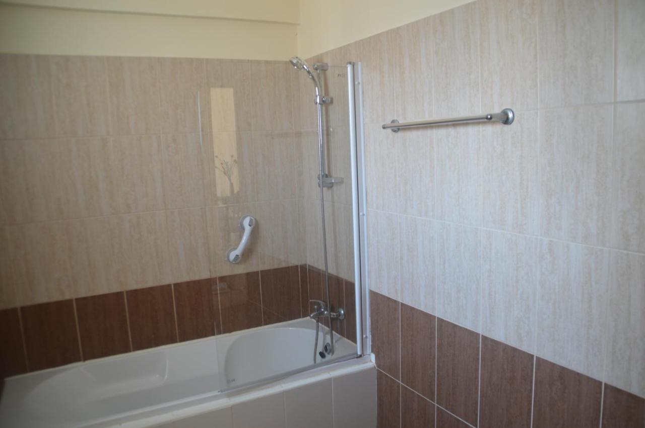 Kapparis Penthouse Apartment Paralimni Exterior foto